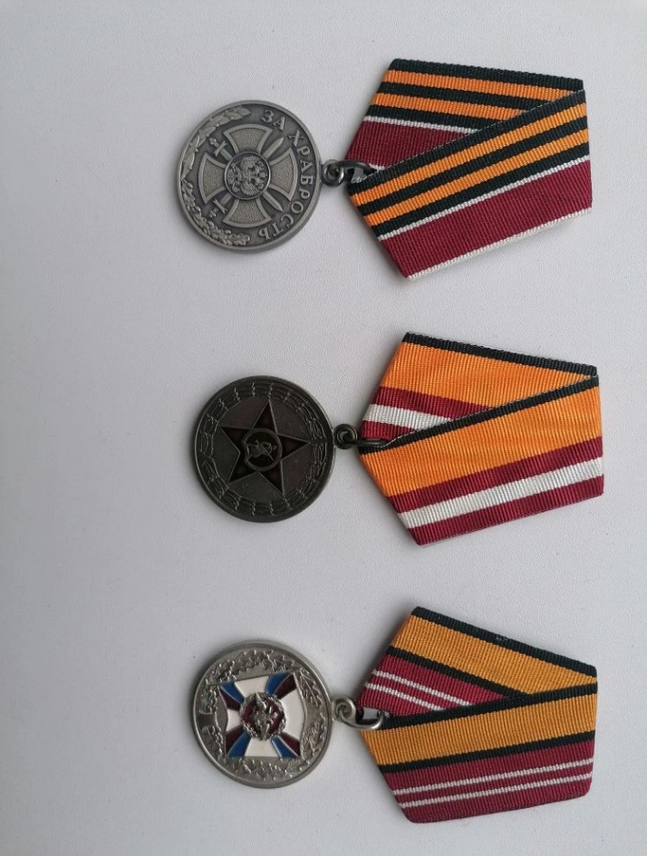 В школе № 18 Салавата открыли Парту Героя