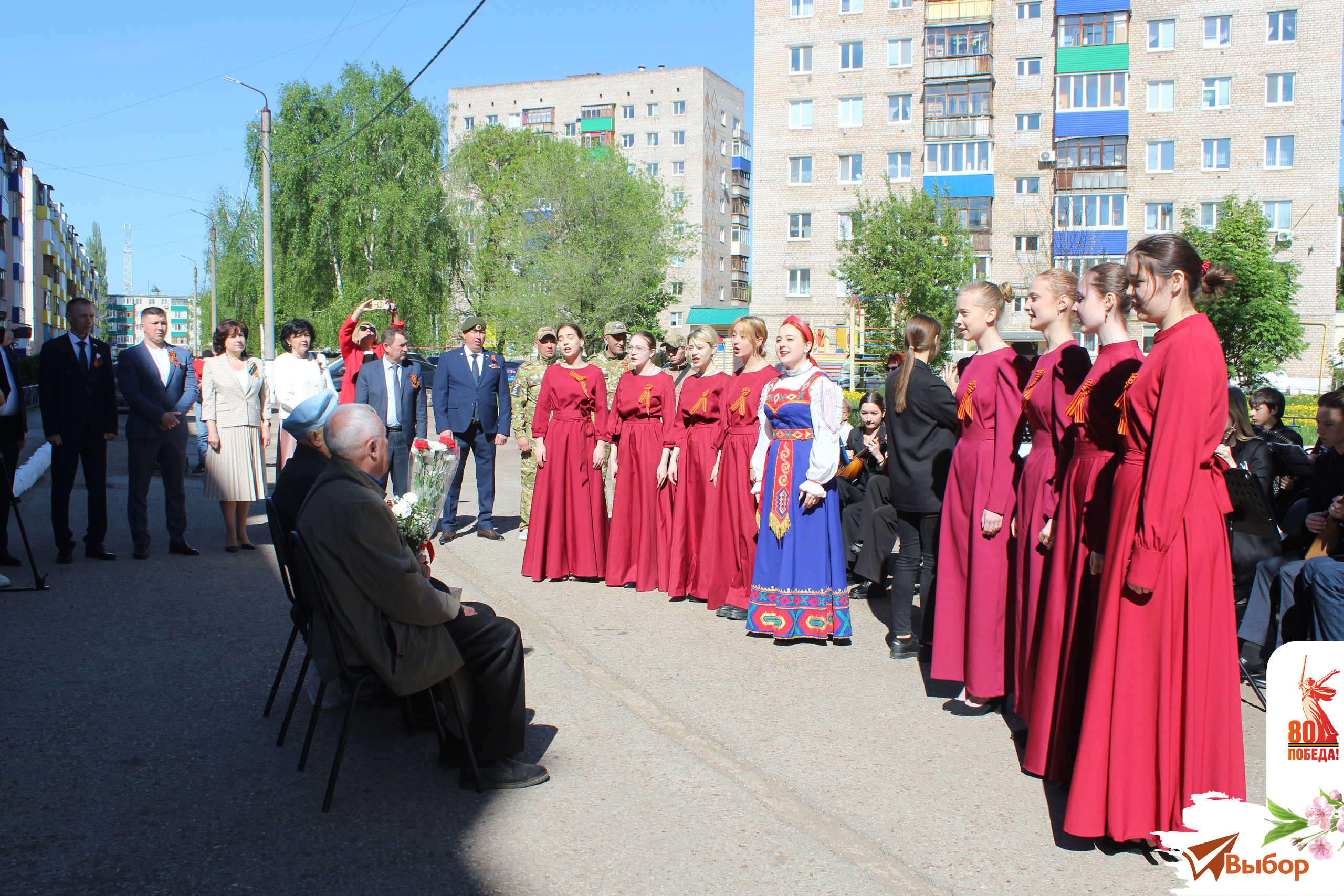 В Салавате поздравили ветерана Великой Отечественной войны Сергея Тараканова