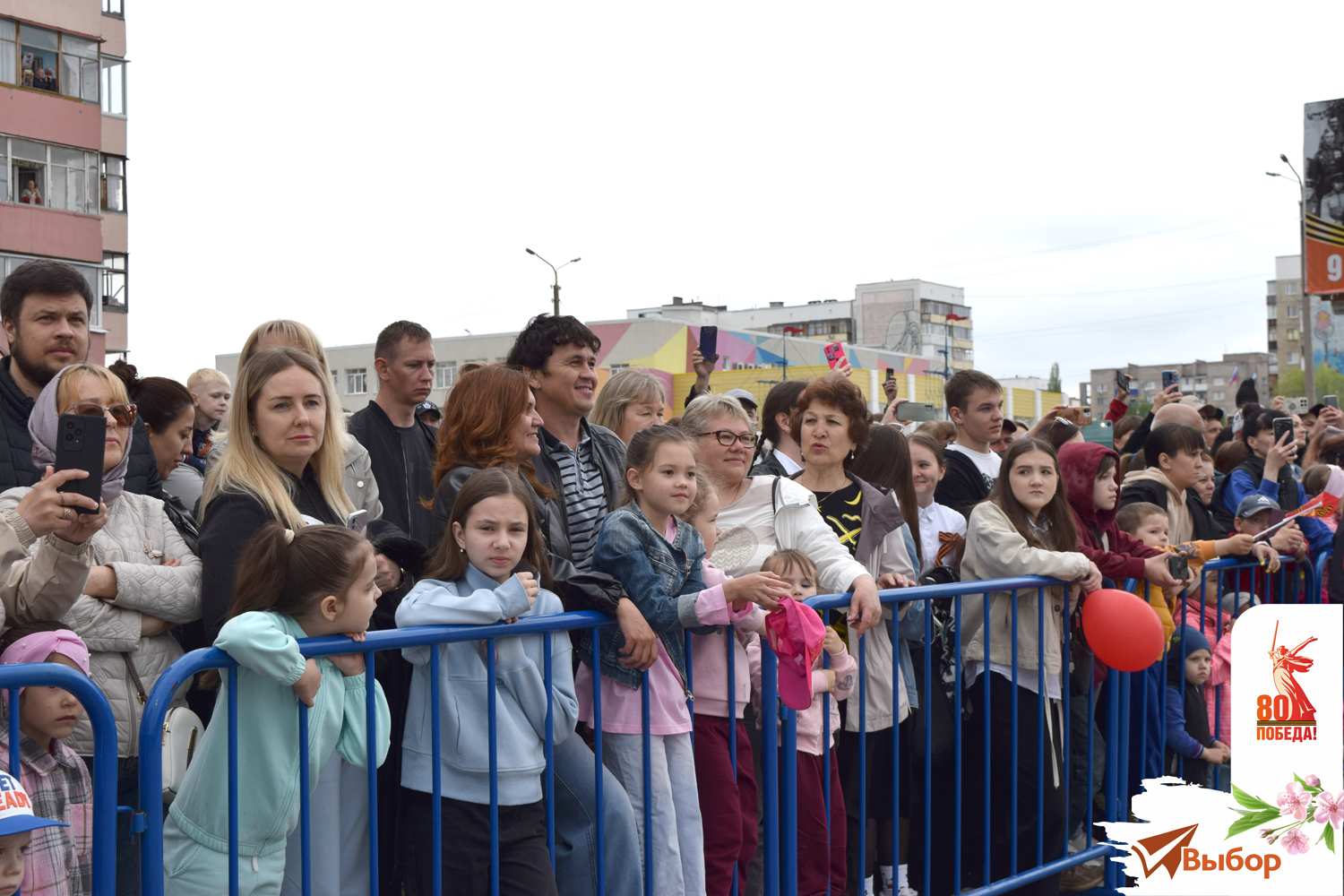 «Бессмертный полк» в Салавате собрал 10 000 участников