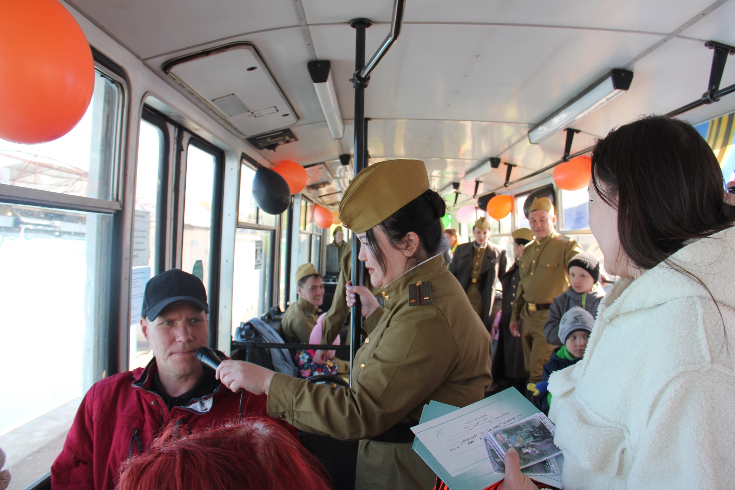 В Салавате Трамвай Победы отправился в театральный рейс