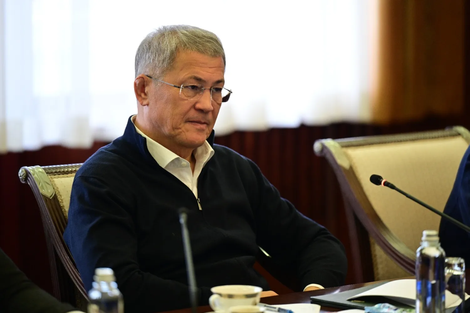 Разговор начистоту: Радий Хабиров встретился с политологами