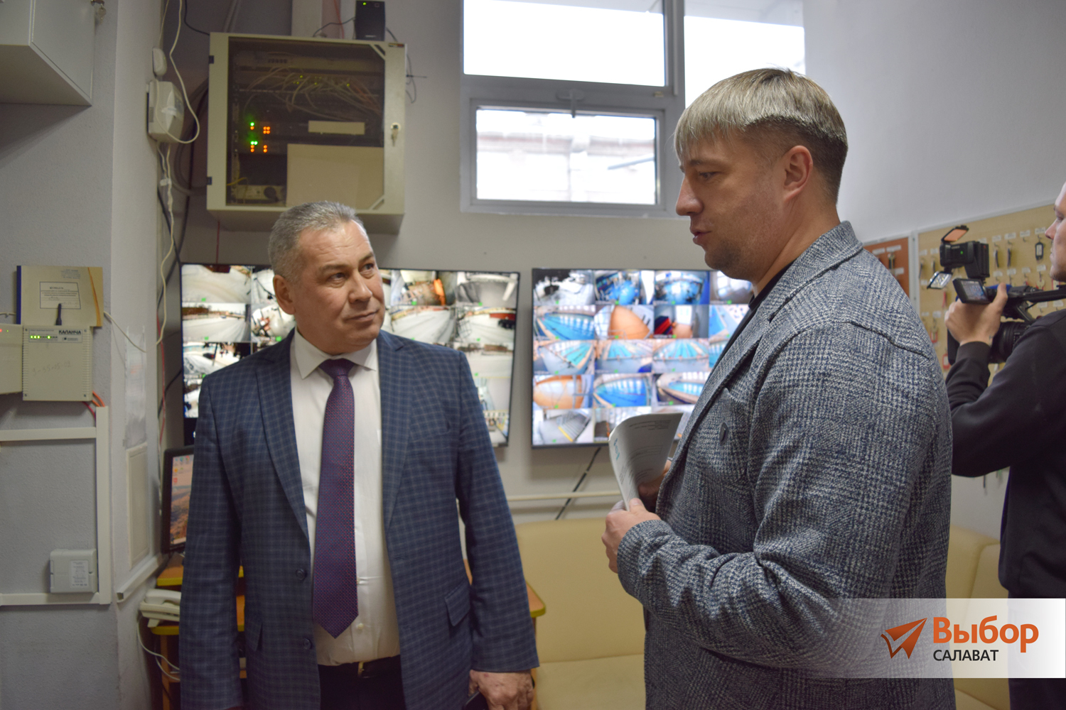 Первые итоги оптимизации: мэр Салавата посетил бани и бассейны города