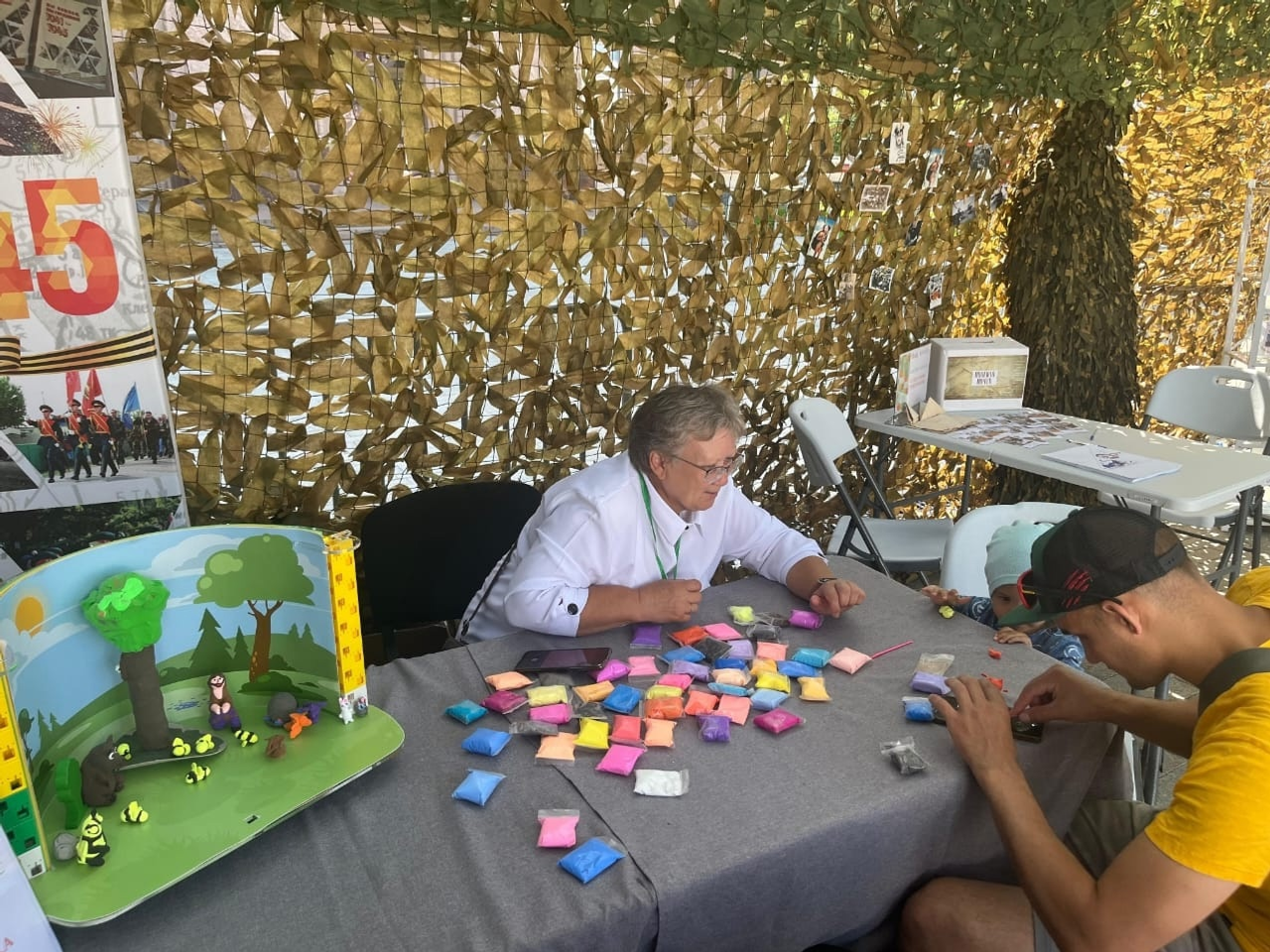 На ярмарке «Китап-Байрам» библиотекари из Салавата учат создавать мультфильмы