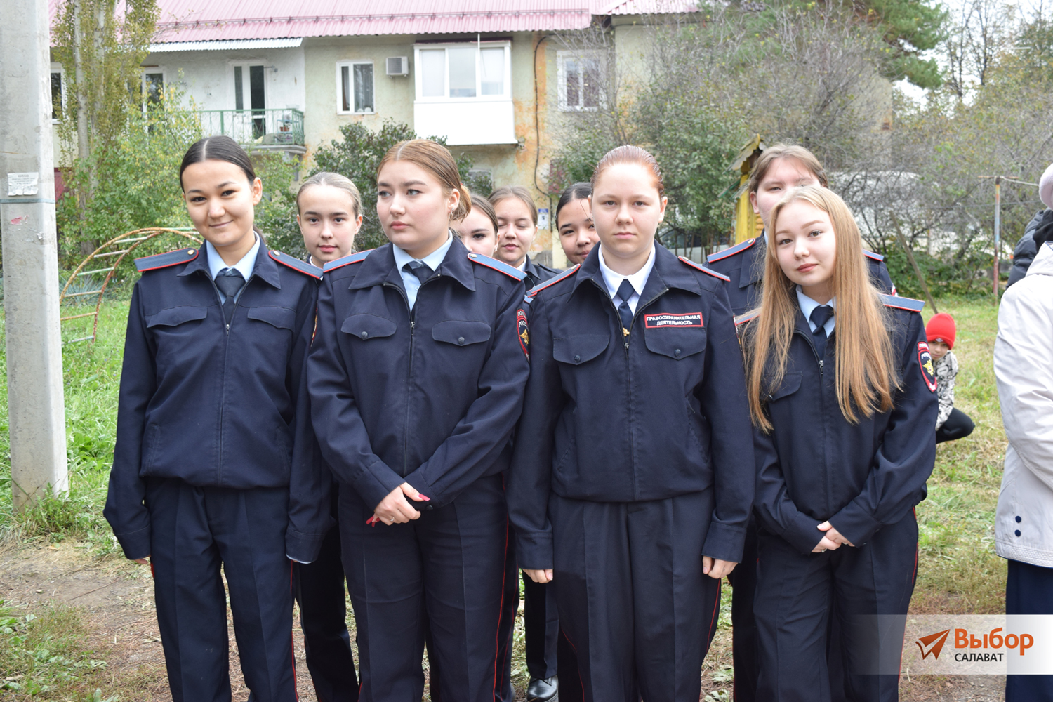 В Салавате открыли памятную доску Виктору Давыдкову