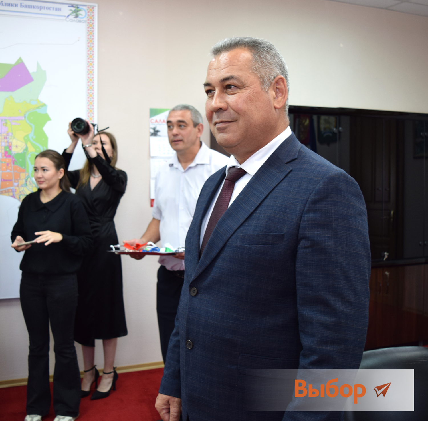 В Салавате семь детей без родителей получили ключи от квартир