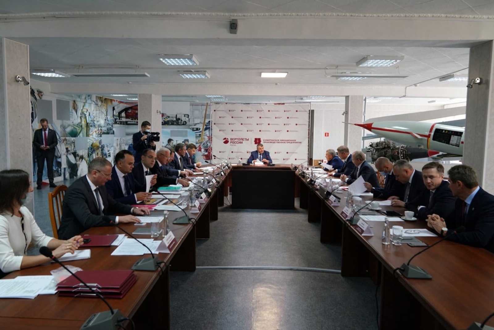 Заседание совета директоров холдинга «Вертолеты России» впервые состоялось в Башкирии
