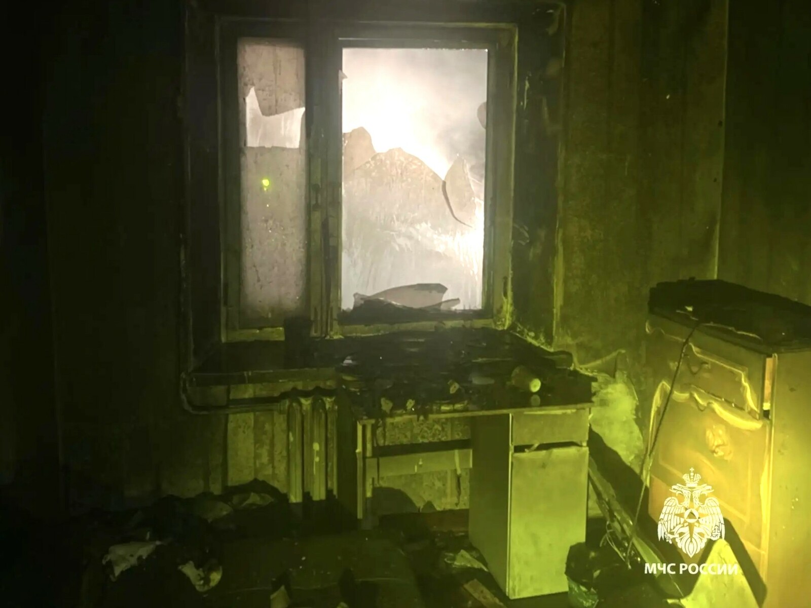 В Салавате при пожаре спасли бабушку с двумя внуками