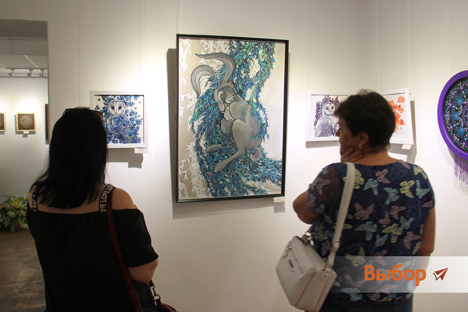 В Салавате открылась выставка молодых художников «Мотивы дикой природы»