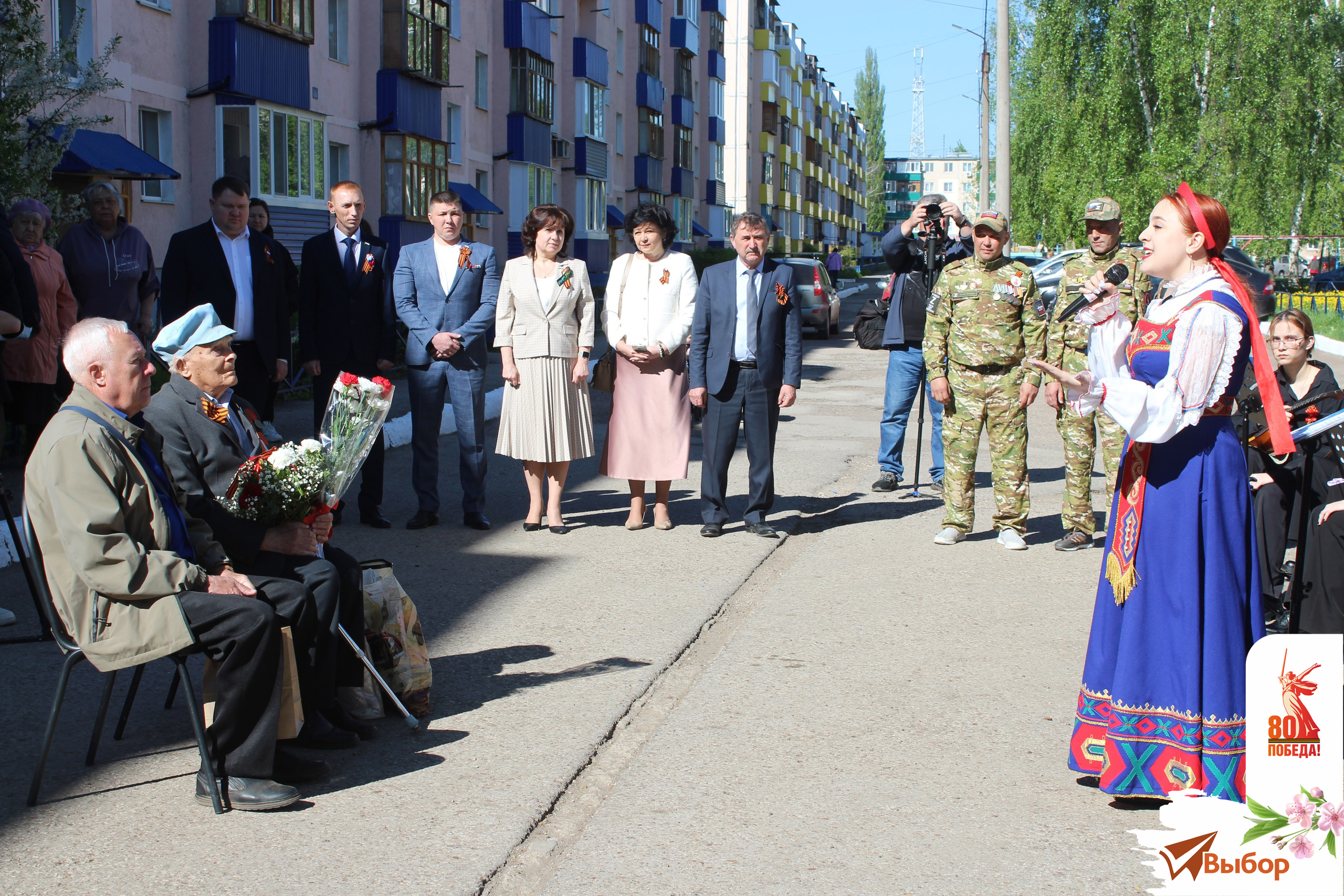 В Салавате поздравили ветерана Великой Отечественной войны Сергея Тараканова