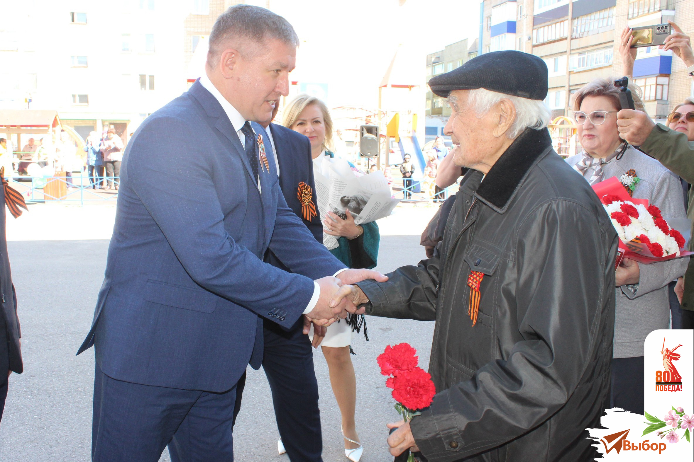 В Салавате поздравили ветерана Великой Отечественной войны Таиса Колышева