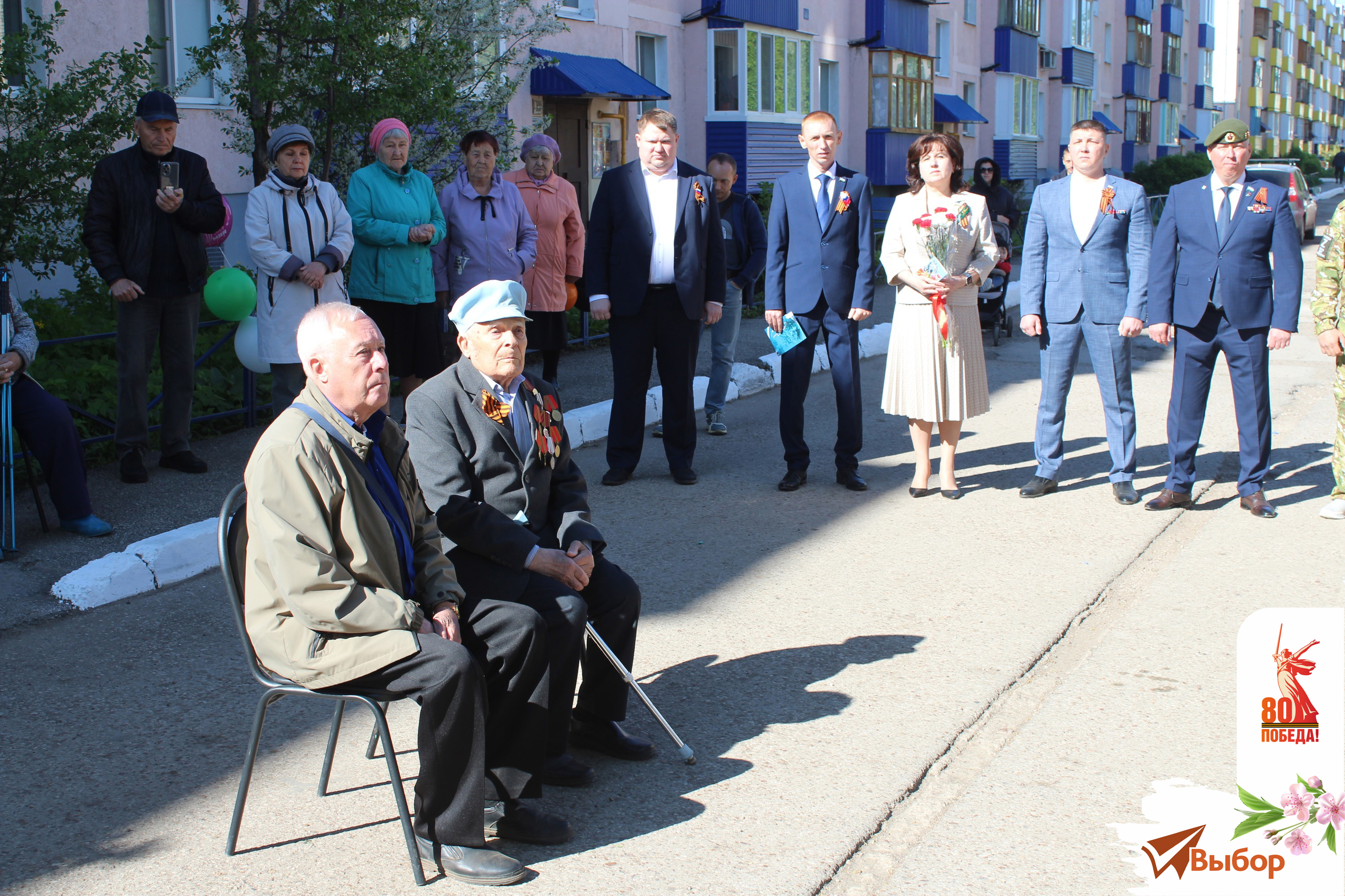 В Салавате поздравили ветерана Великой Отечественной войны Сергея Тараканова