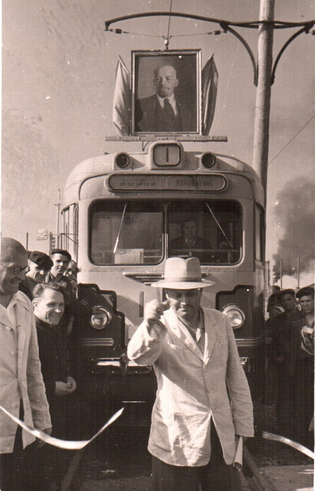 В Салавате под стук колёс трамвая