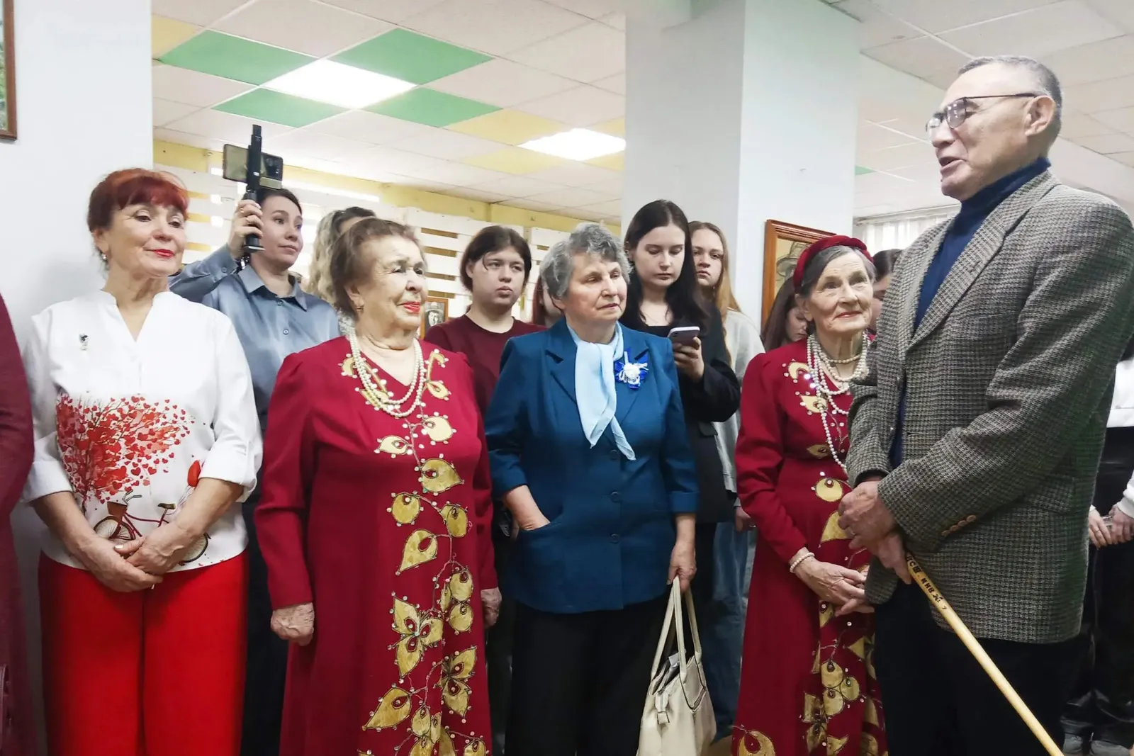 В Салавате представили частную коллекцию, посвященную Сергею Есенину