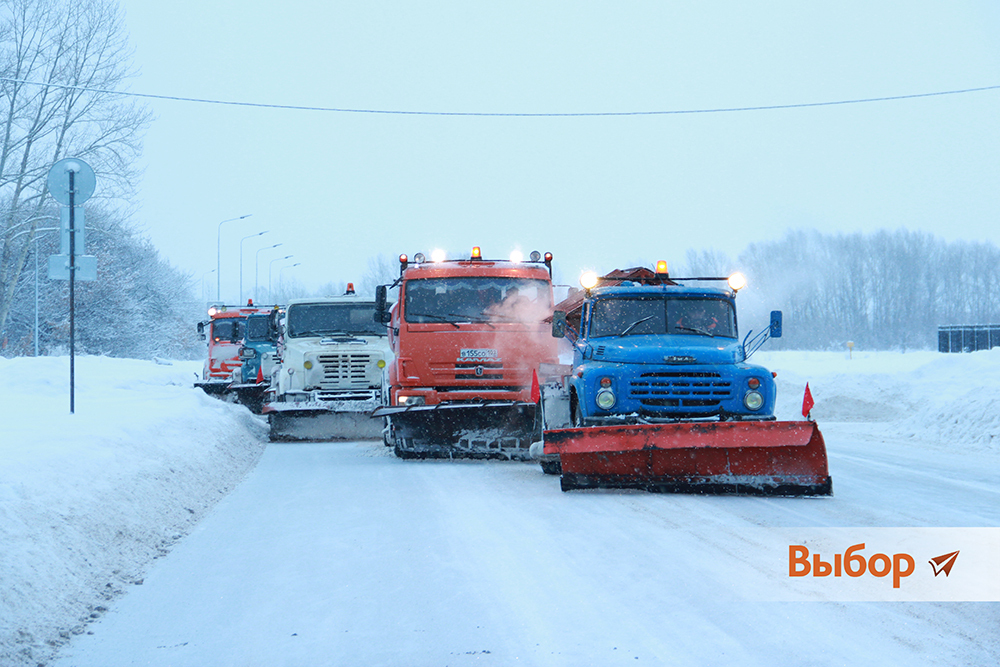 Игорь Миронов: «На сегодняшний день ситуация с уборкой и вывозом снега в городе не стабилизирована»
