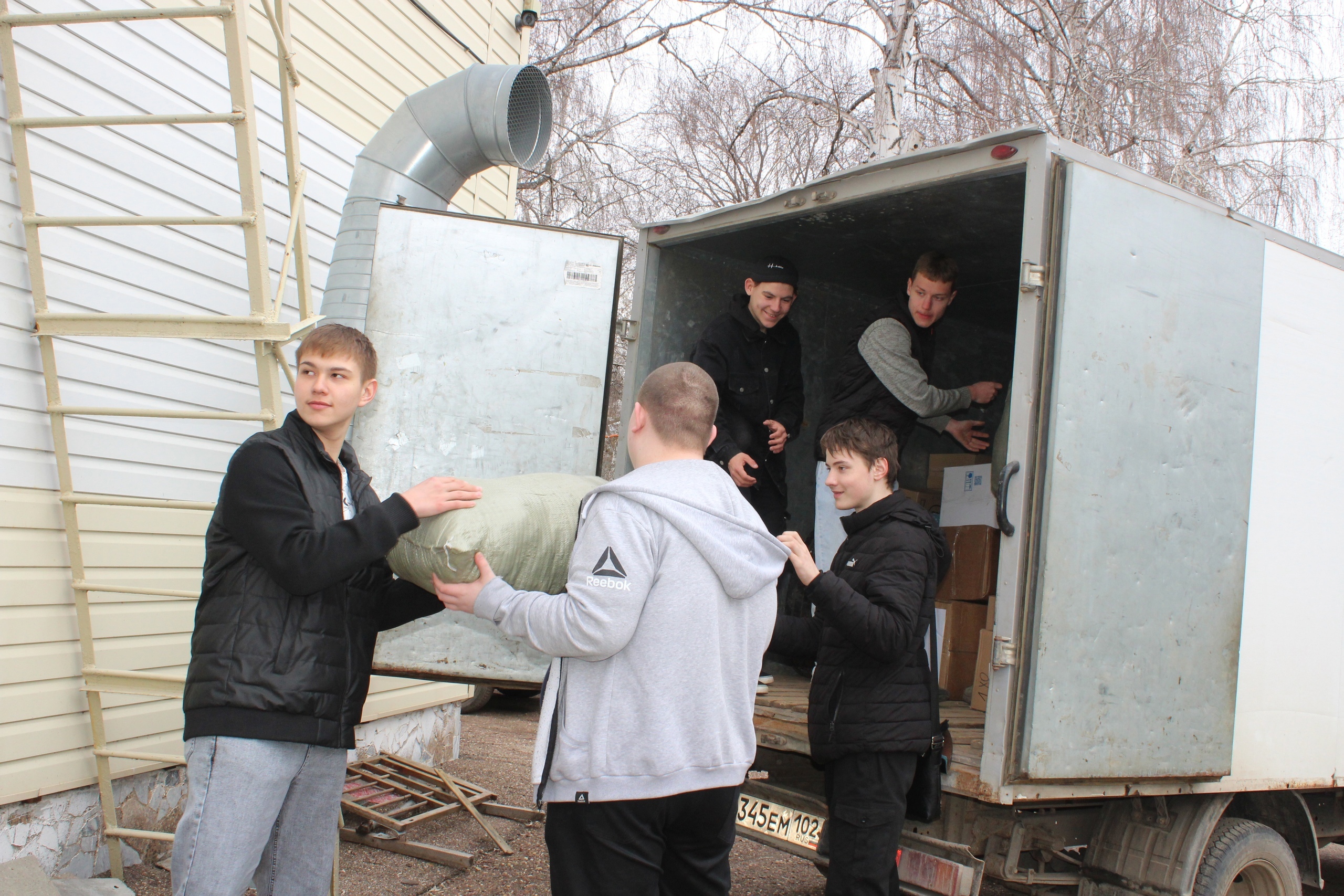 В Салавате прошел второй сбор гуманитарной помощи для жителей Оренбургской области