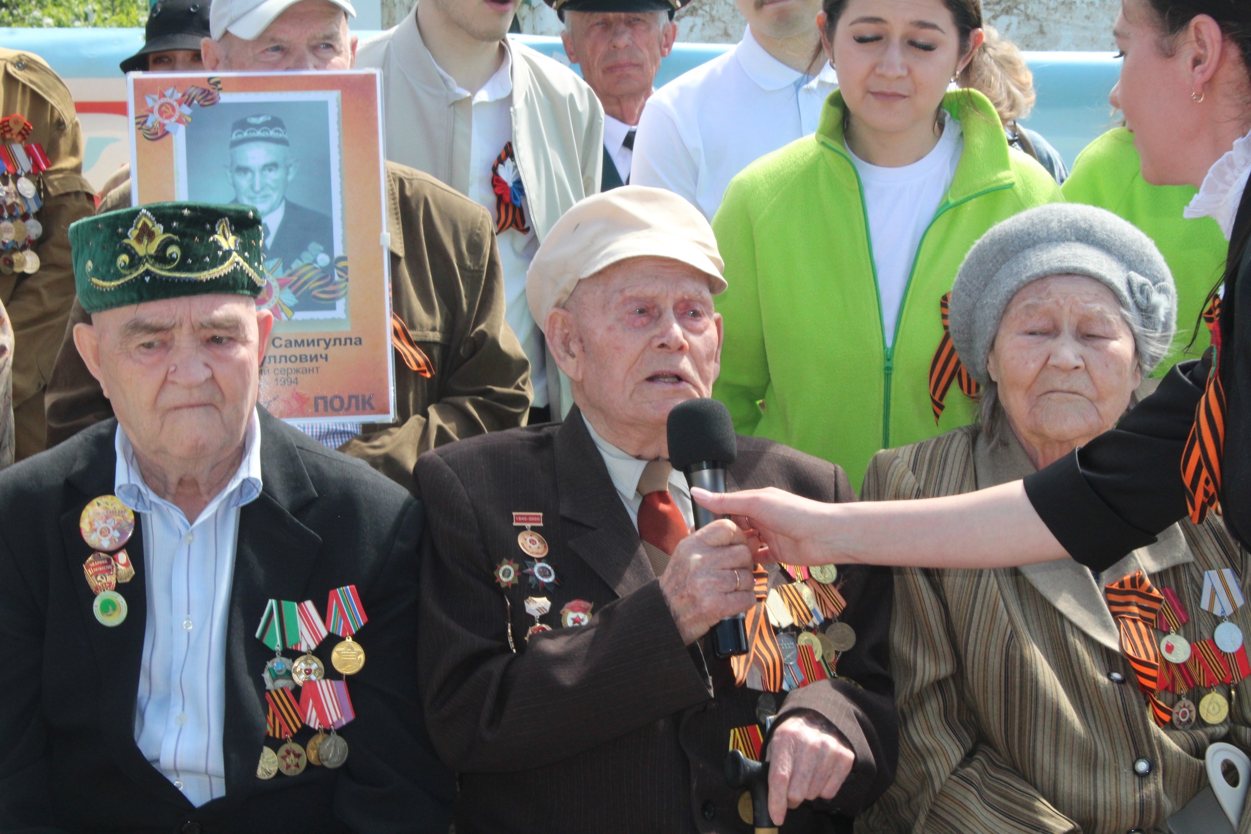 В Салавате на мемориалах прошли торжественные митинги памяти