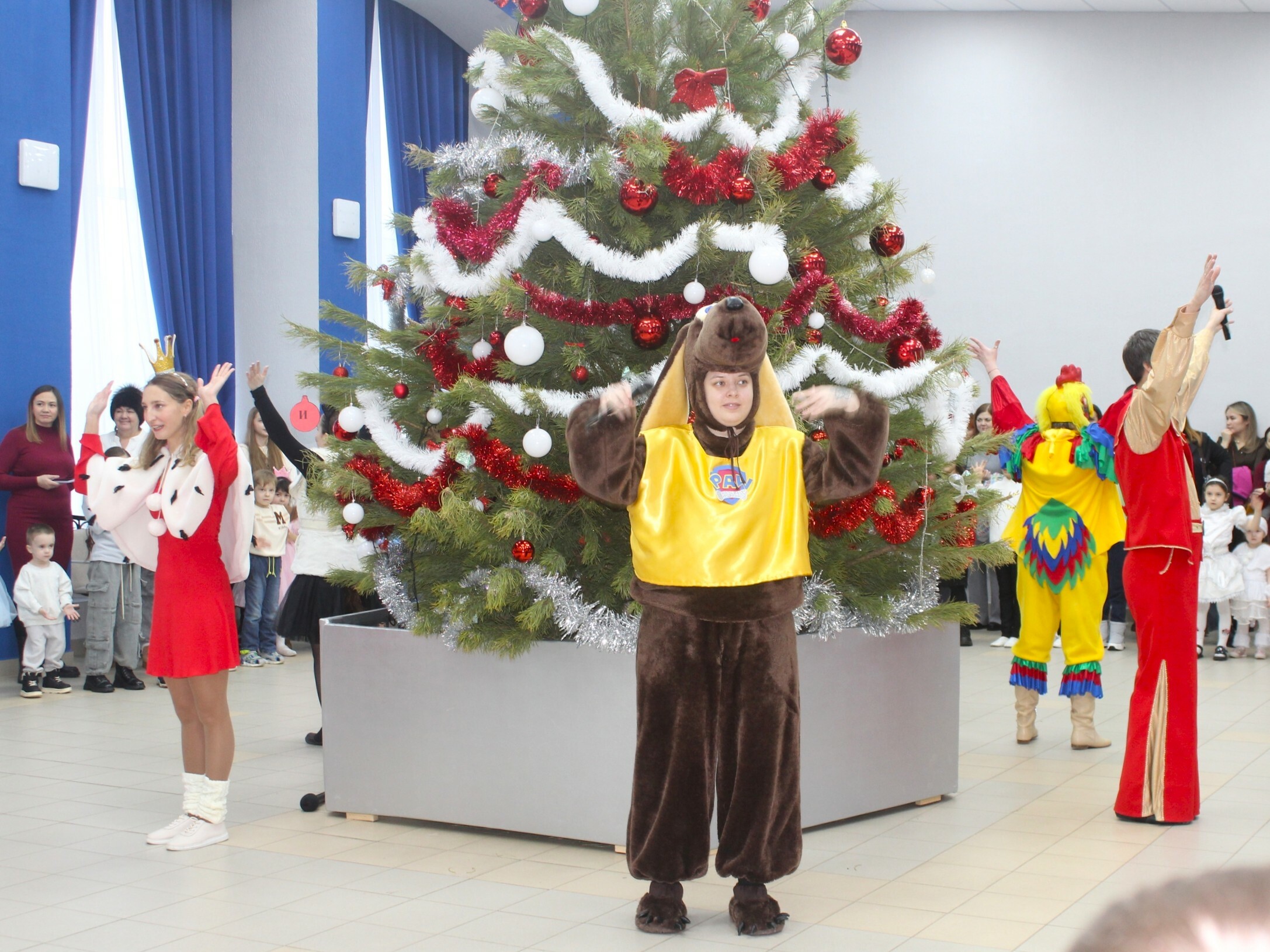 В Салавате детей участников специальной военной операции пригласили на елку