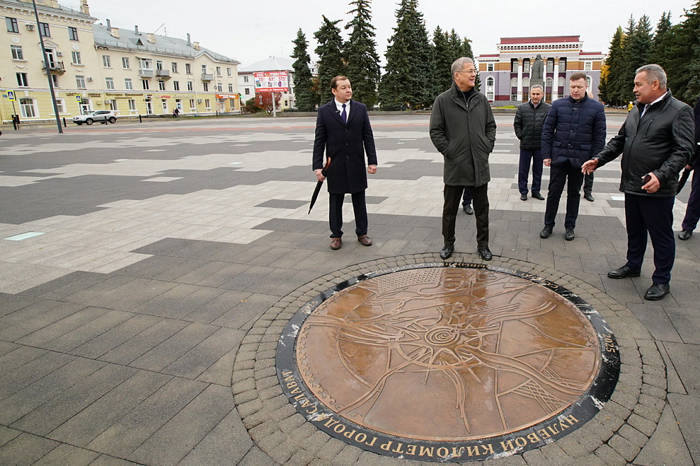 Глава Башкирии оценил благоустройство центральной площади Салавата