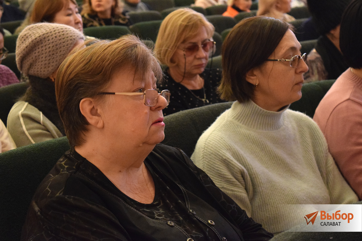 Жителям Салавата объяснили, за кем охотятся мошенники?