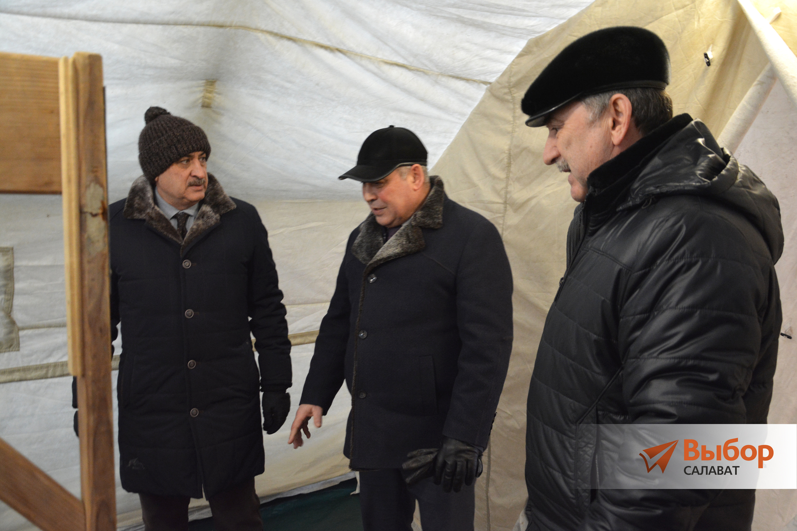 Мэр Салавата проверил готовность купели