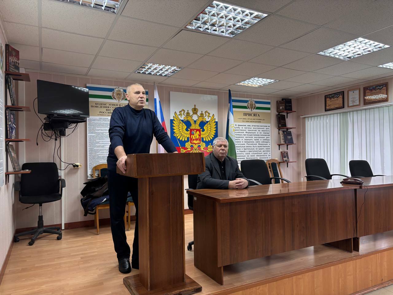 Начинающие свой путь сотрудники органов внутренних дел Салавата приняли присягу