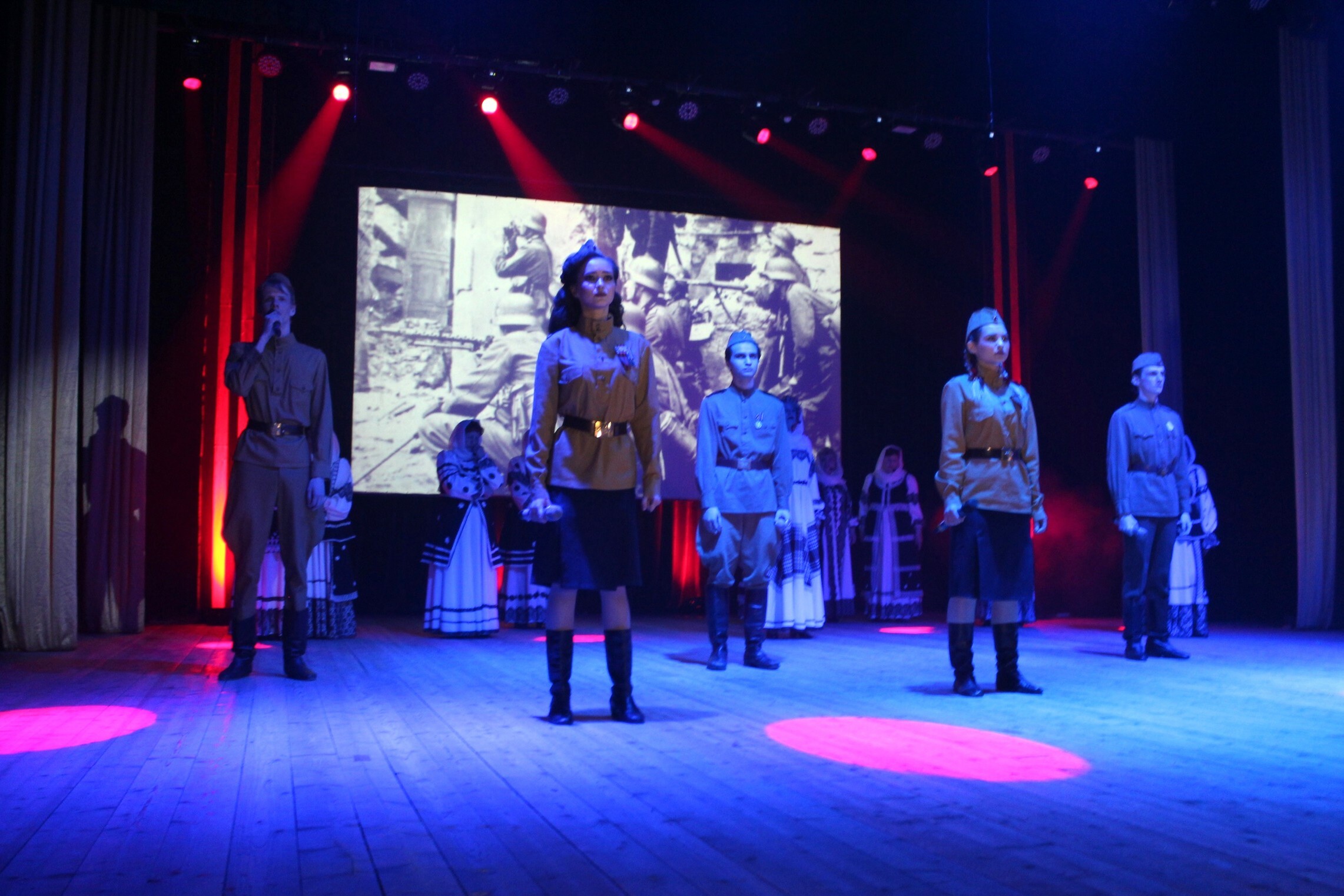 В Салавате на мемориалах прошли торжественные митинги памяти